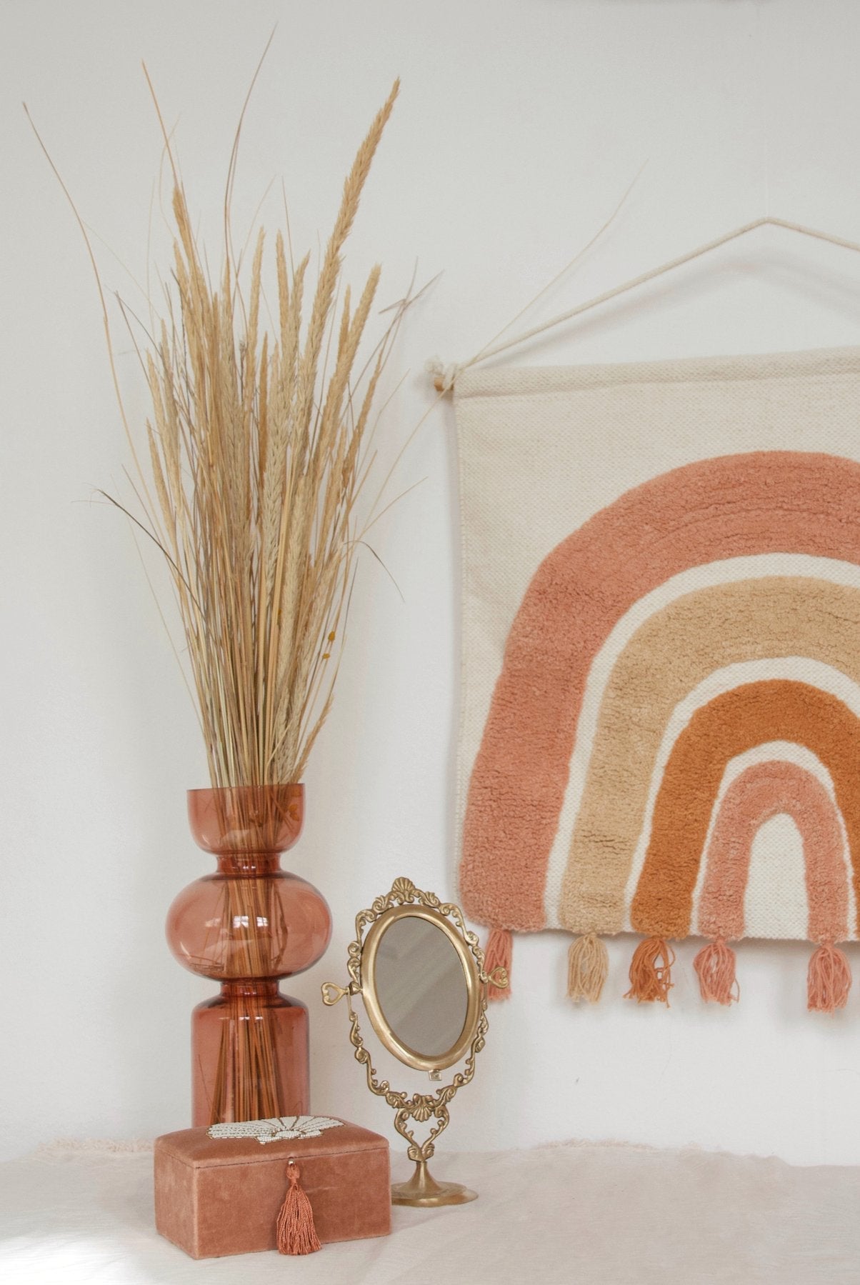 Velvet box small with shell in beads terra